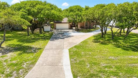 1402 S Saunders Street Aransas Pass TX 78336