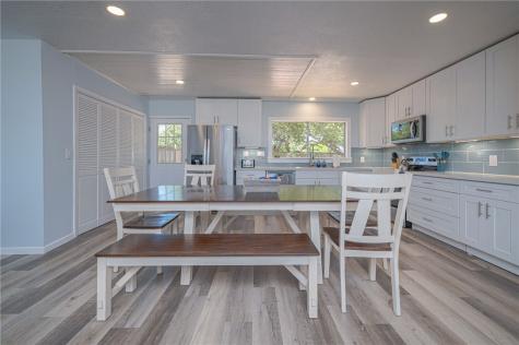 1604 Victoria Avenue Rockport TX 78382