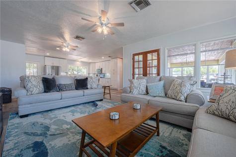 1604 Victoria Avenue Rockport TX 78382