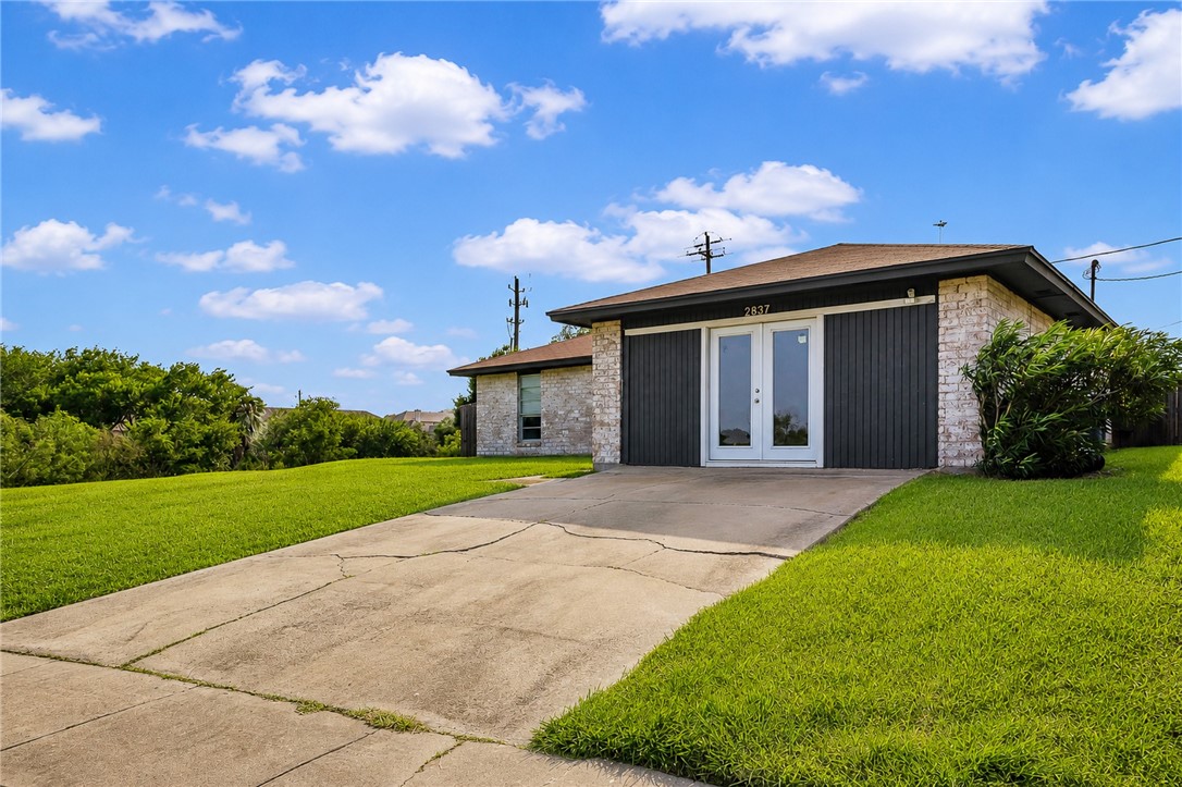 2837 Vancouver Drive Corpus Christi TX 78414