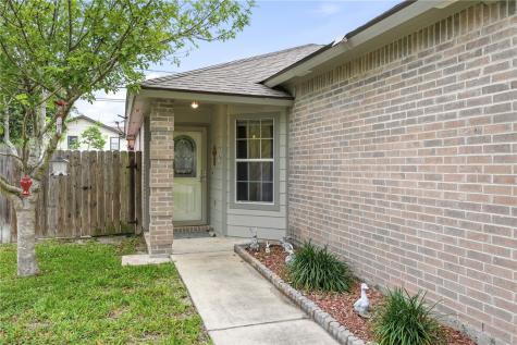 1630 Windy Oaks Drive Aransas Pass TX 78336