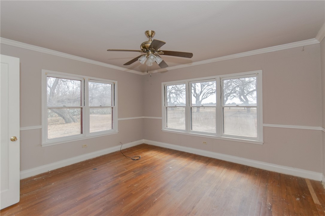 3867 Highway 59 George West TX 78022
