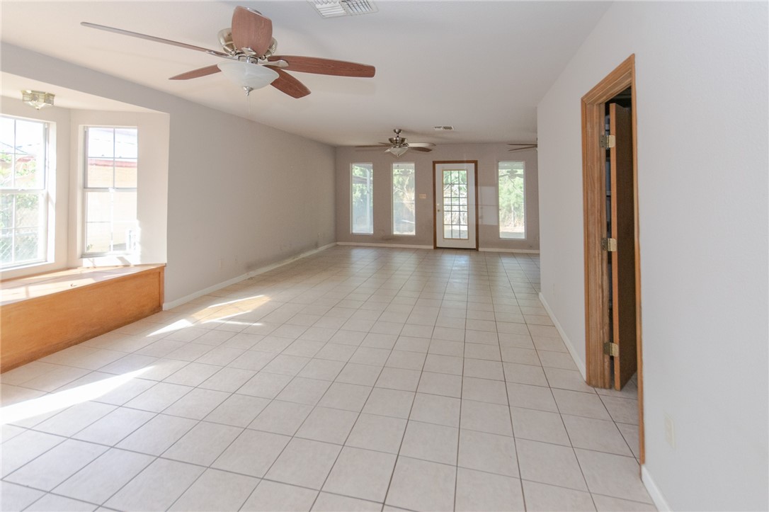 3867 Highway 59 George West TX 78022