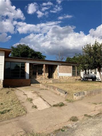 607 Caylor Big Spring TX 79720