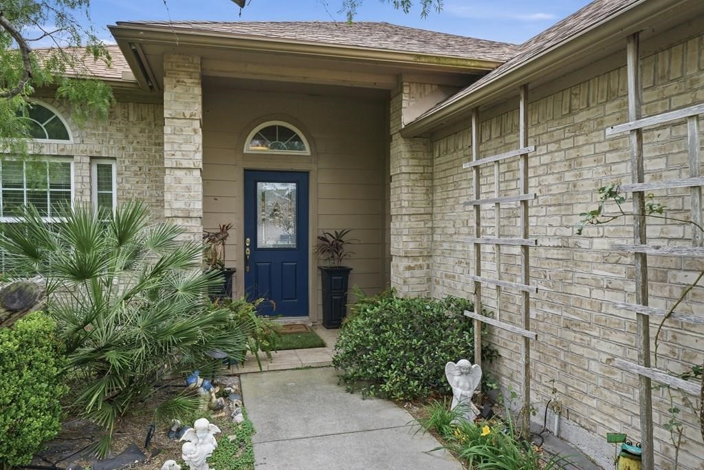 107 Georgian Oaks Rockport TX 78382