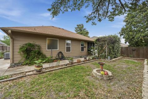 107 Georgian Oaks Rockport TX 78382