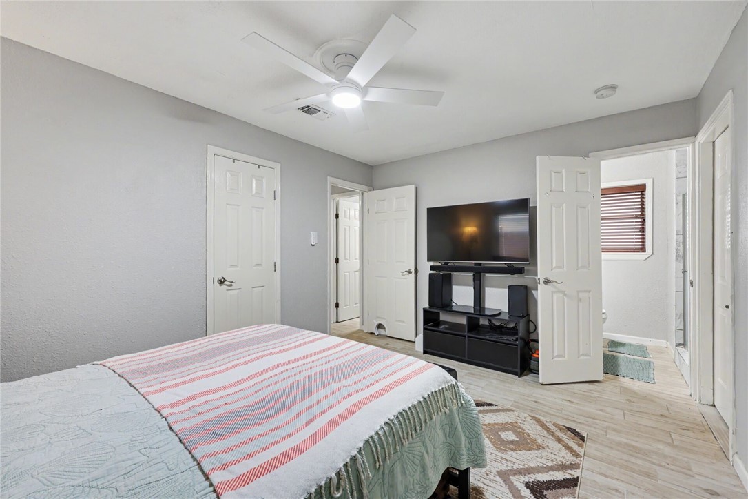 3230 Laguna Shores Corpus Christi TX 78418