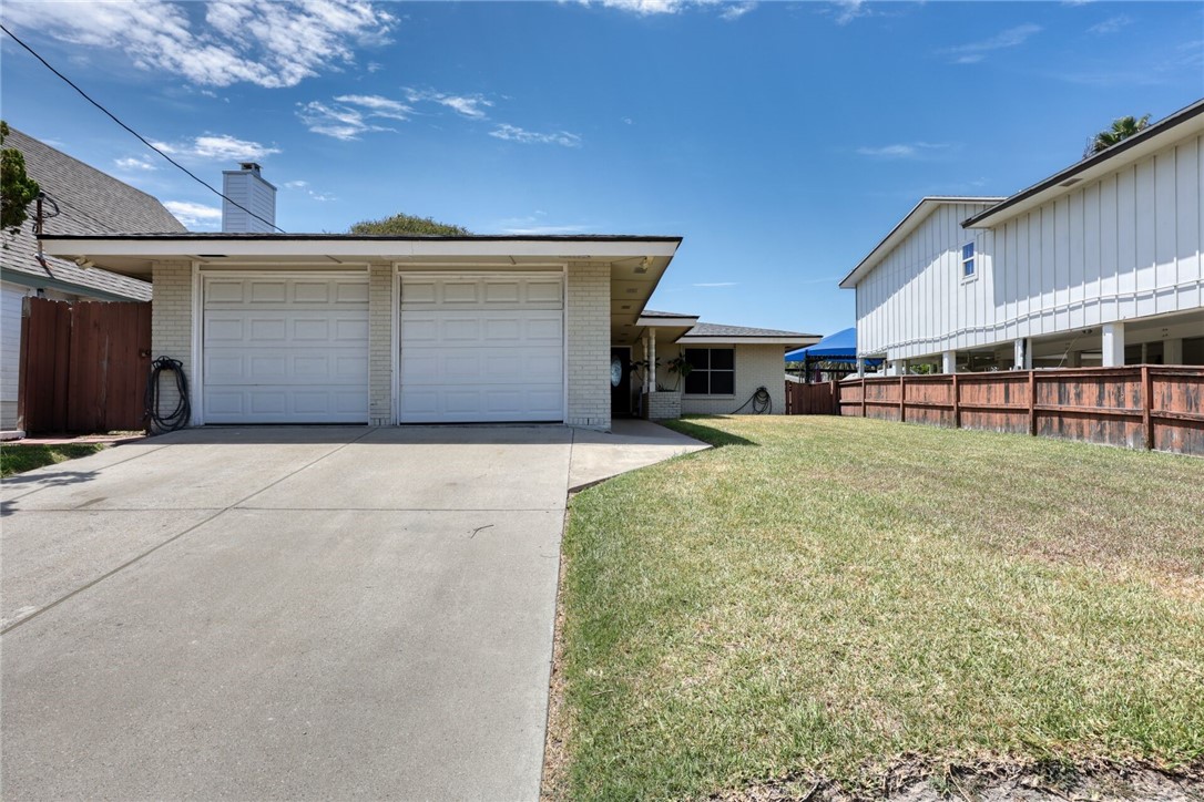 3230 Laguna Shores Corpus Christi TX 78418