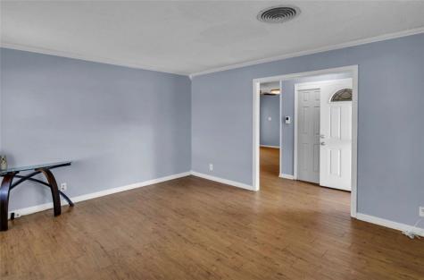 120 Daniel Moore Avenue Portland TX 78374