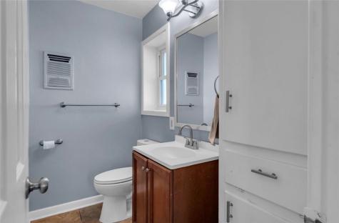 120 Daniel Moore Avenue Portland TX 78374