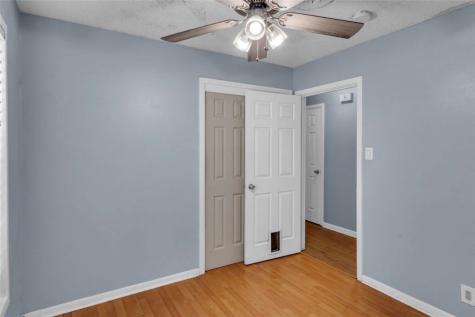 120 Daniel Moore Avenue Portland TX 78374