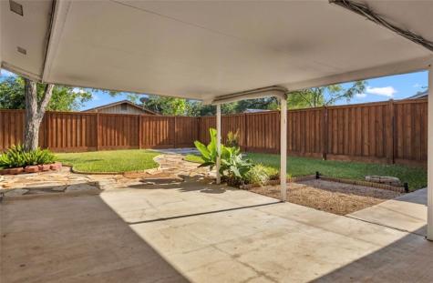 120 Daniel Moore Avenue Portland TX 78374