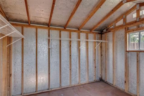 120 Daniel Moore Avenue Portland TX 78374