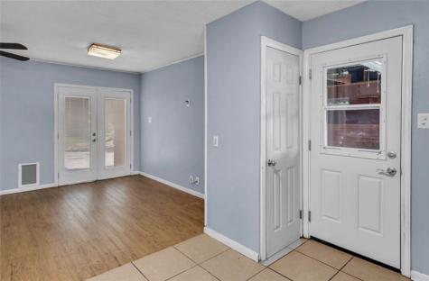 120 Daniel Moore Avenue Portland TX 78374