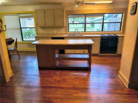 725 Post Oak Goliad TX 77963