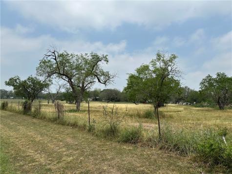 725 Post Oak Goliad TX 77963