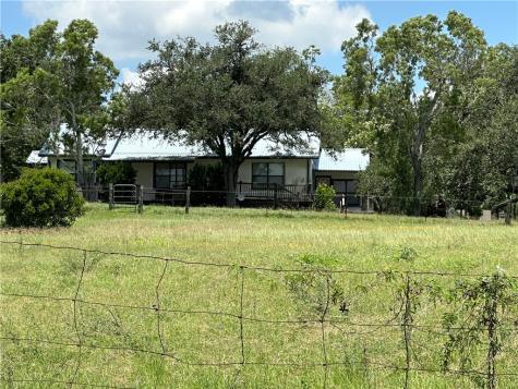 725 Post Oak Goliad TX 77963