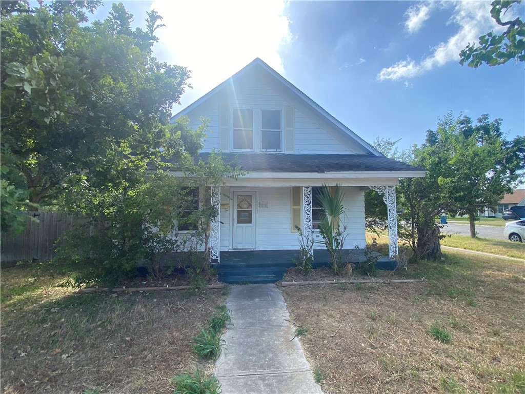 121 Sodville Street Sinton TX 78387