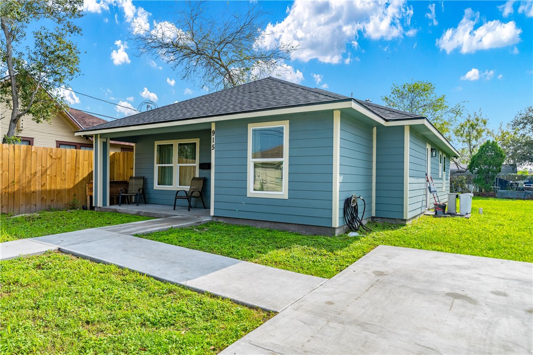 915 Craig Street Corpus Christi TX 78404