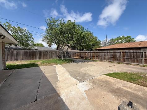 205 Driftwood Drive Portland TX 78374