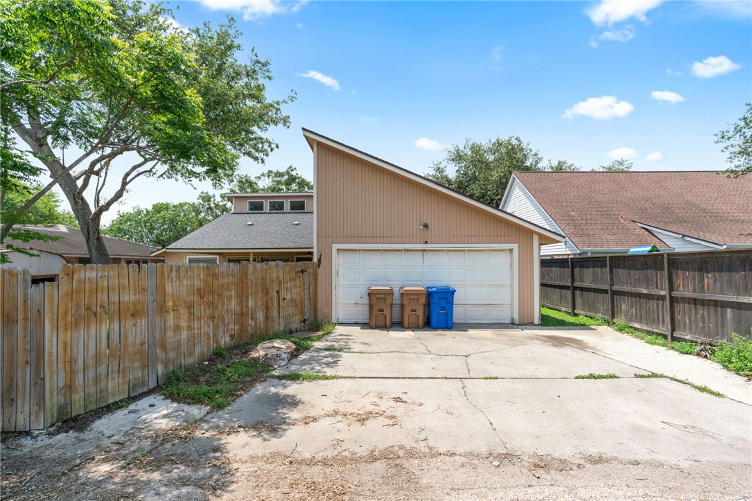 7209 Candy Ridge Corpus Christi TX 78413