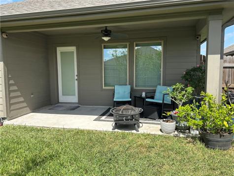 1813 Secretariat Drive Corpus Christi TX 78417