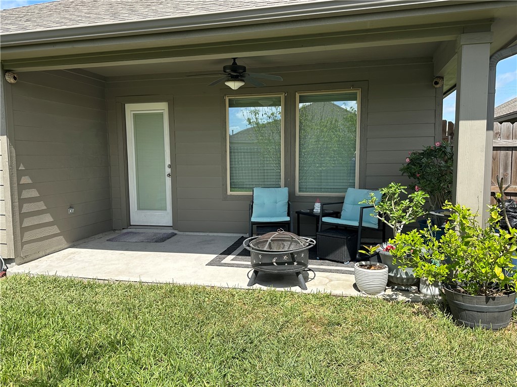 1813 Secretariat Drive Corpus Christi TX 78417