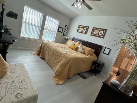 1813 Secretariat Drive Corpus Christi TX 78417