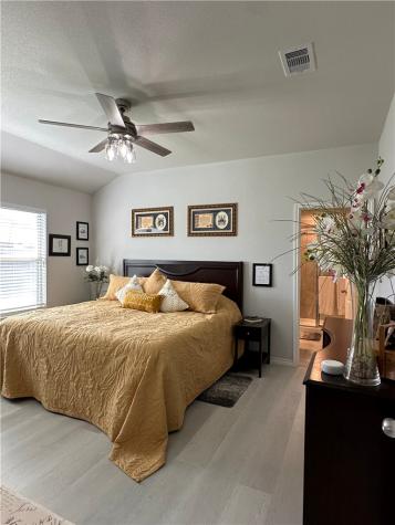 1813 Secretariat Drive Corpus Christi TX 78417