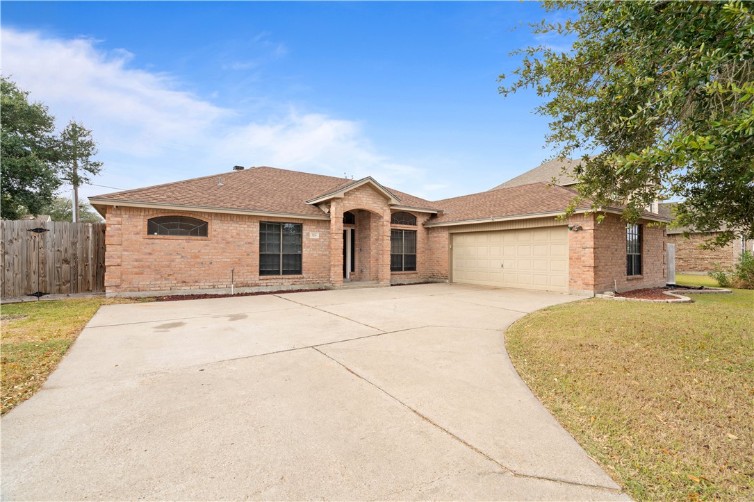 328 Gulfton Drive Portland TX 78374