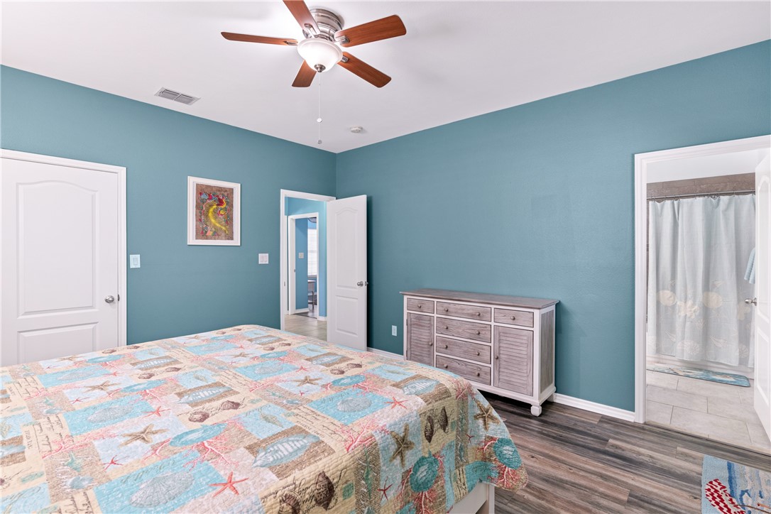 688 Morgan Circle Port Aransas TX 78373