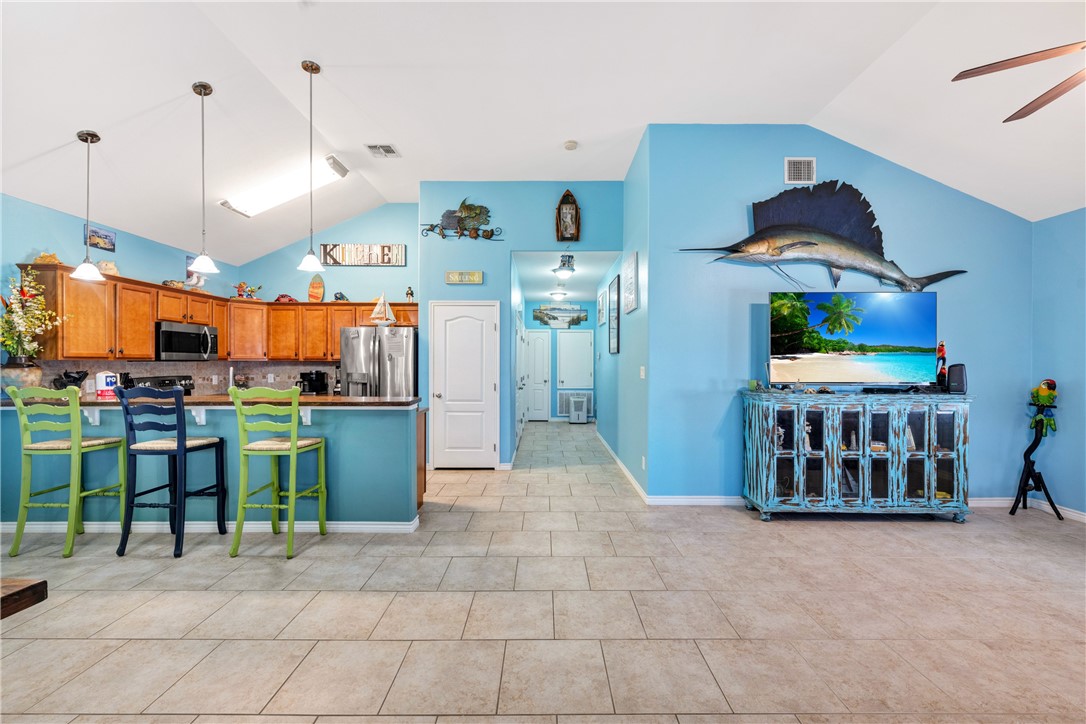 688 Morgan Circle Port Aransas TX 78373