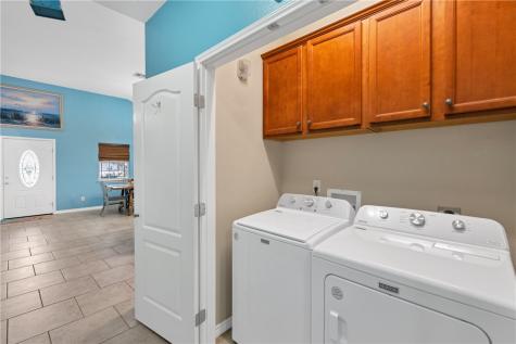 688 Morgan Circle Port Aransas TX 78373
