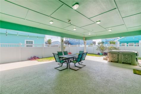 688 Morgan Circle Port Aransas TX 78373