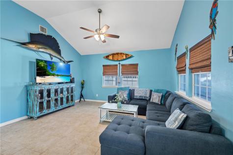 688 Morgan Circle Port Aransas TX 78373