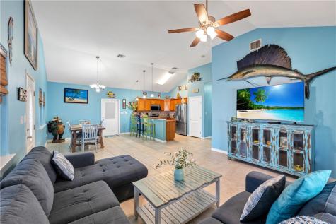 688 Morgan Circle Port Aransas TX 78373
