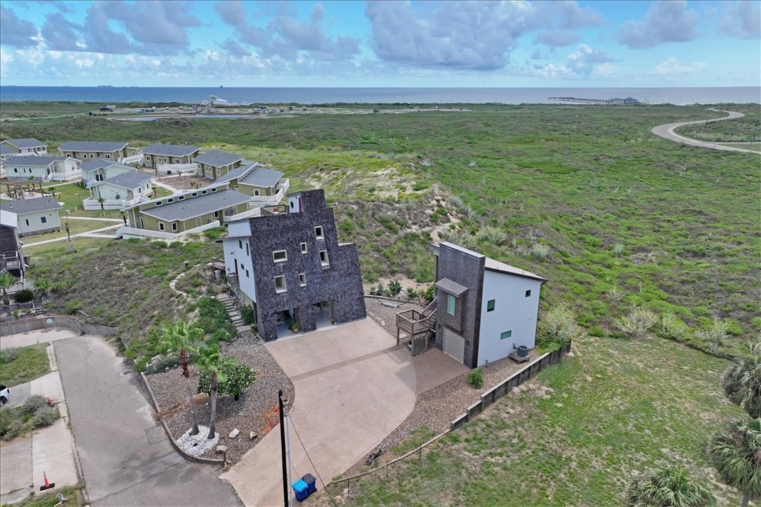 600 E Oaks Avenue Port Aransas TX 78373