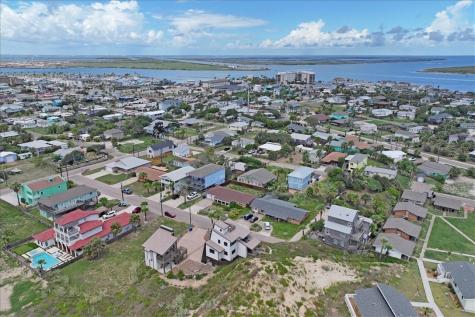 600 E Oaks Avenue Port Aransas TX 78373
