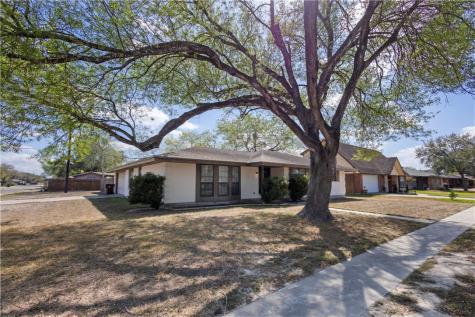 904 Lyndale Street Kingsville TX 78363