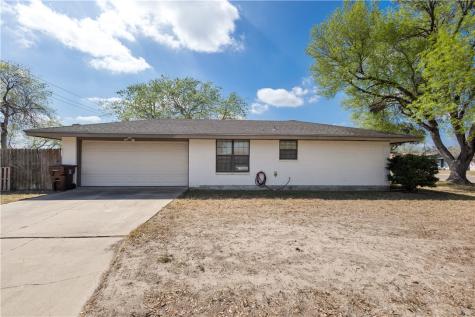 904 Lyndale Street Kingsville TX 78363