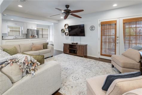 904 Lyndale Street Kingsville TX 78363