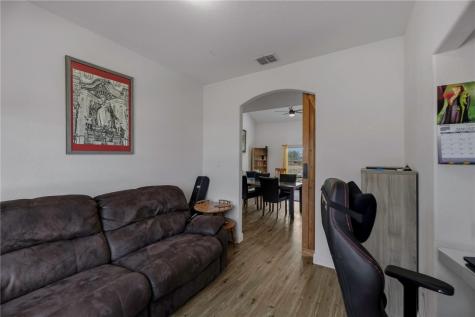 105 Hidden Haven Floresville TX 78114