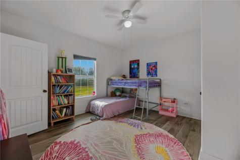 105 Hidden Haven Floresville TX 78114