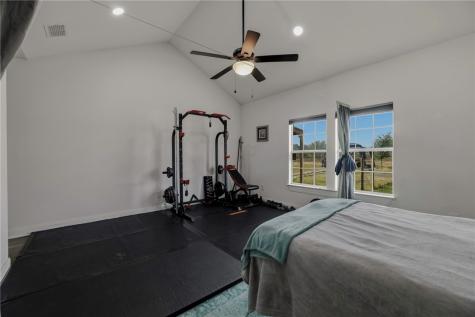 105 Hidden Haven Floresville TX 78114