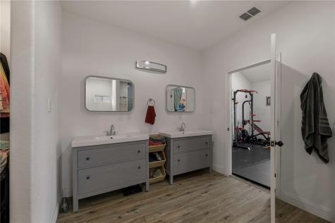 105 Hidden Haven Floresville TX 78114