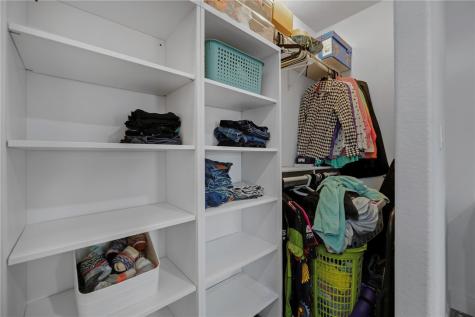 105 Hidden Haven Floresville TX 78114