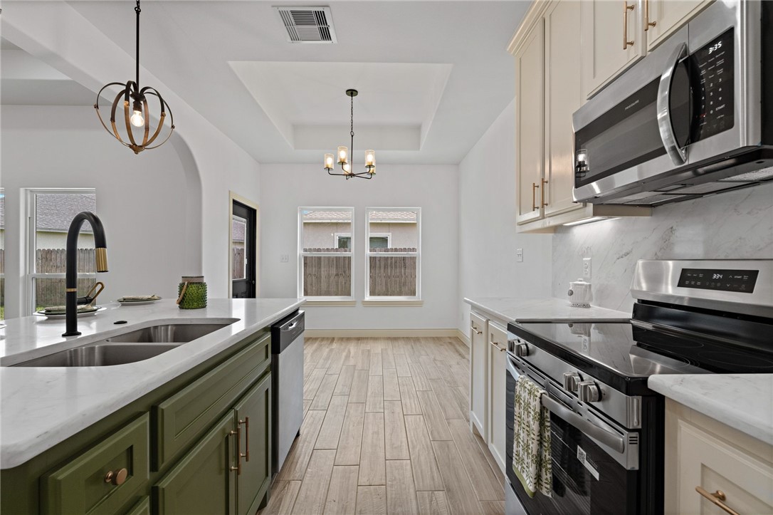 6725 La Salle Drive Corpus Christi TX 78414