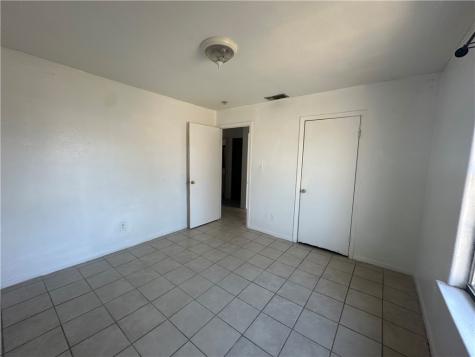 607 W Randall Street Beeville TX 78102