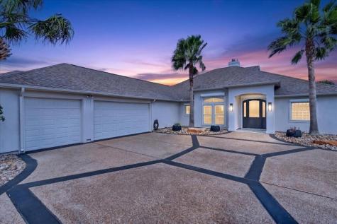 313 Porpoise Drive Aransas Pass TX 78336