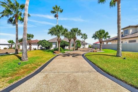 313 Porpoise Drive Aransas Pass TX 78336